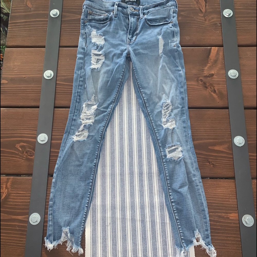 Express Ankle Distressed Jean